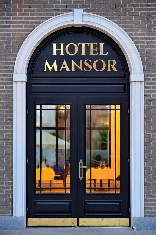 Hotel Mansor Ząbki Eksteriør billede